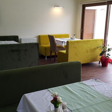 Karsi Bahce Hotel Sebinkarahisar Esterno foto